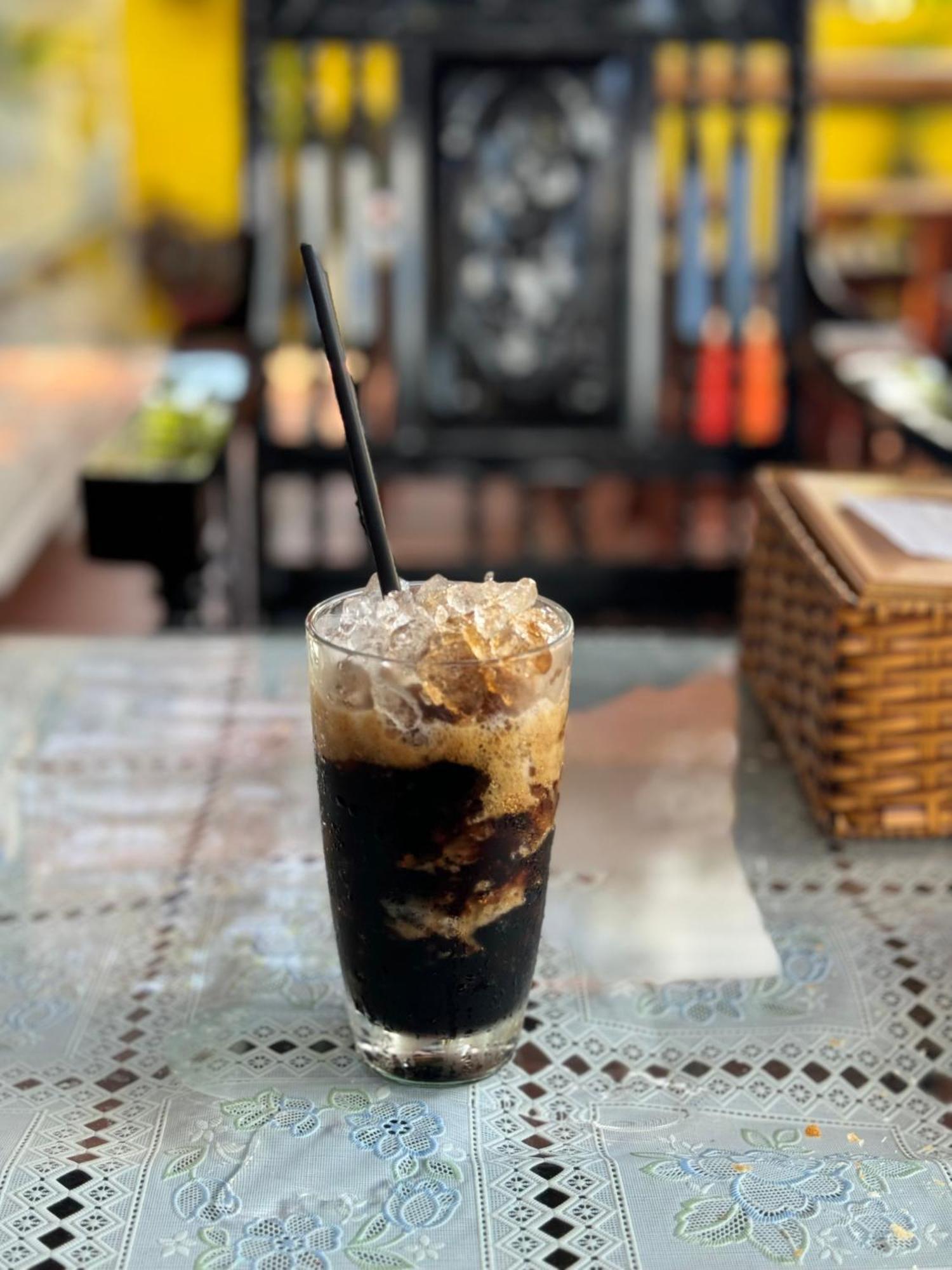 Kara Homestay & Cafe Can Tho Esterno foto